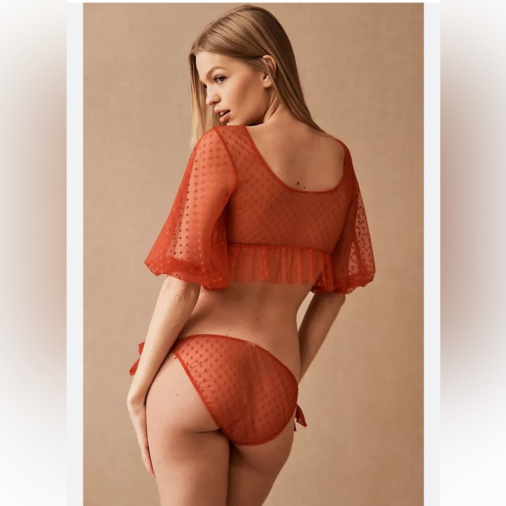 Anthropologie Only Hearts Coeur Dot Tulle Half-Sleeve Deep-V Top lingerie Red - Picture 3 of 7